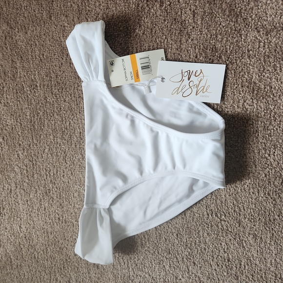 Sophia snow bottom size XS $80 - Picture 2 of 5